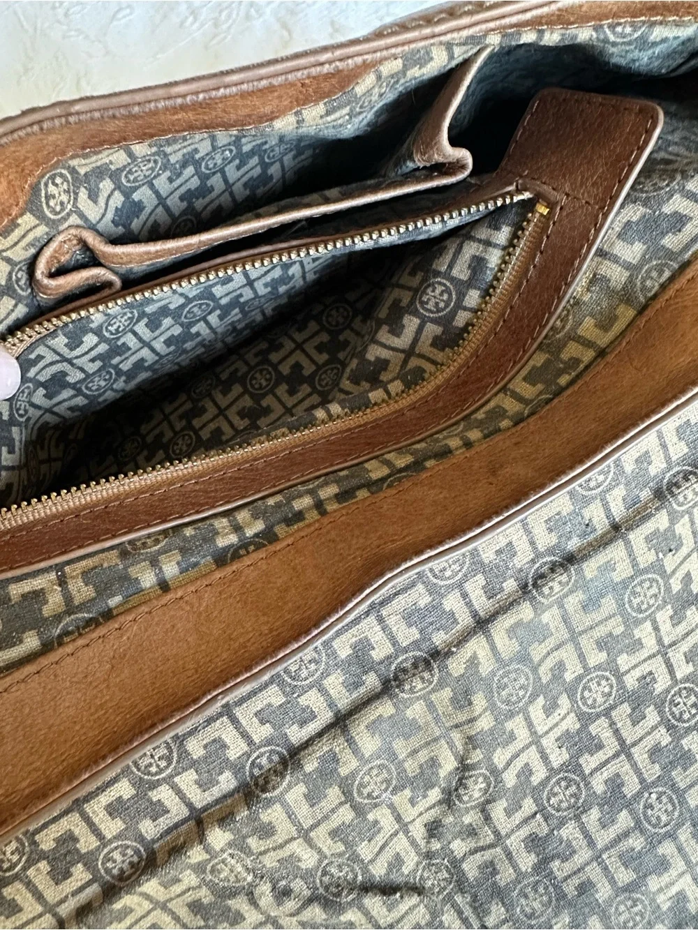 Tory Burch Tan Distressed Leather Shoulder Bag with Gold Logo Medallion